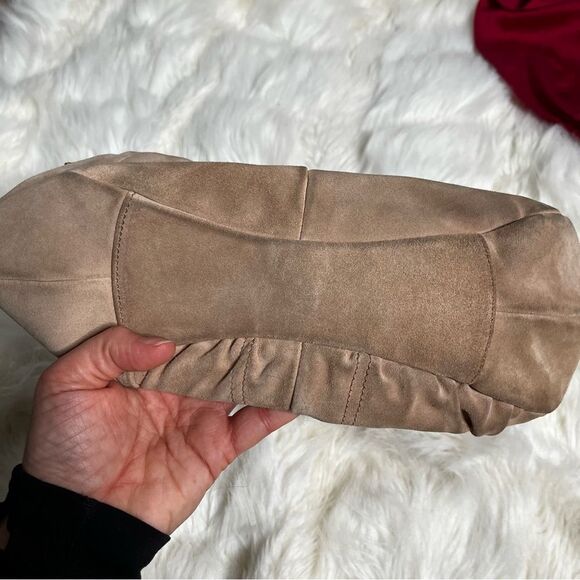 Yves saint Laurent suede bag - preowned - Picture 11 of 11